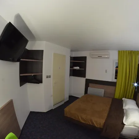 Hotel A&h Privilege Lyon Est - Priest Eurexpo